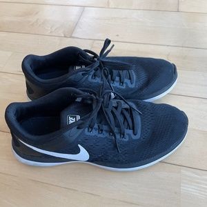 Nike Flex Running Shoes